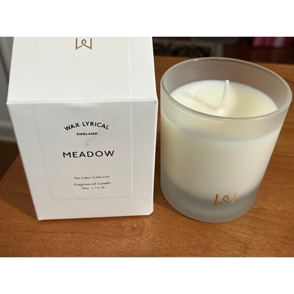 WAX LYRICAL Candle Meadow The Lakes Colection 6.7 oz NEW - Picture 1 of 3